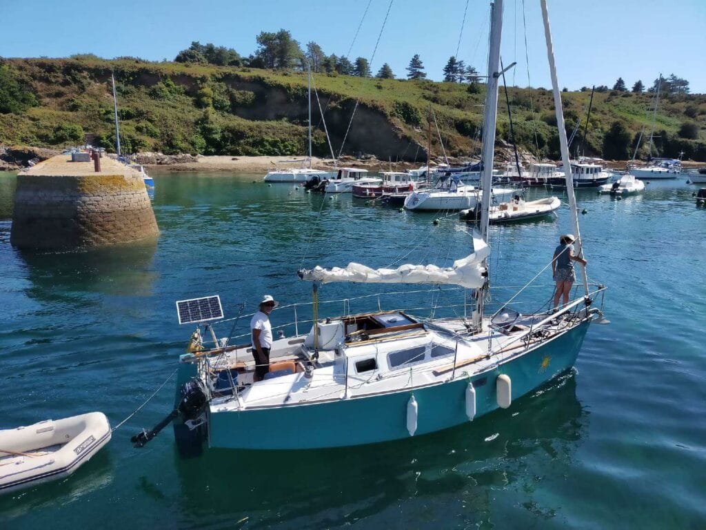 le voilier Hélios rentre au port