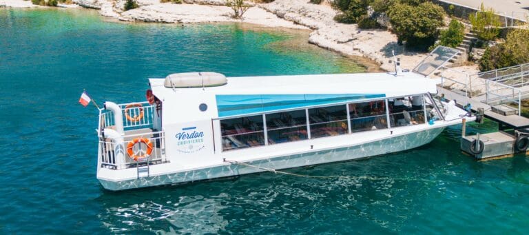 Verdon Croisières - Navire à passagers 100% électrique sur le lac d'Esparron